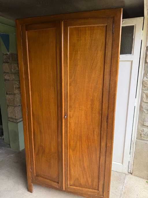 Armadio in legno massello
