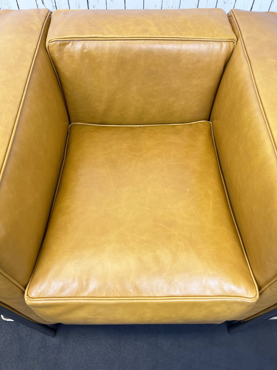 Image 1 of Lc2 Chair Le Corbusier, Cassina, Charlotte Perriand Seats