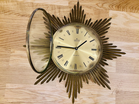 Image 1 of Orologio murale sunburst Junghans - Années 1960 laiton 45cm vintage