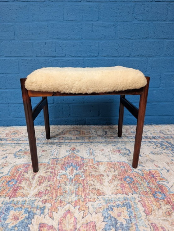 Sgabello vintage con pelle di pecora, Spøttrup Møbelfabrik, Anni '60 – Sgabelli, Wool (photo 4 of 5)