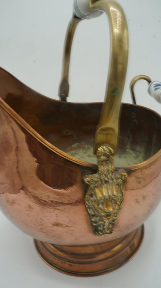 Image 1 of COPPER DUTCH HELMET COAL ASH SCUTLLE BUCKET DELFT BLUE HANDLE BRASS LION HEAD