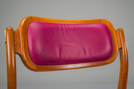 Image 1 of Juego de 4 sillas de comedor de teca de mediados de siglo de Johannes Andersen para Uldum