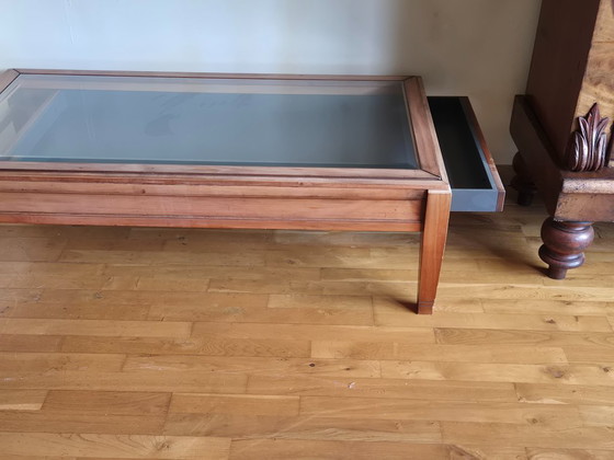 Vitrine-Couchtisch mit Staufach – Couchtische, Glass, Wood (photo 4 of 5)