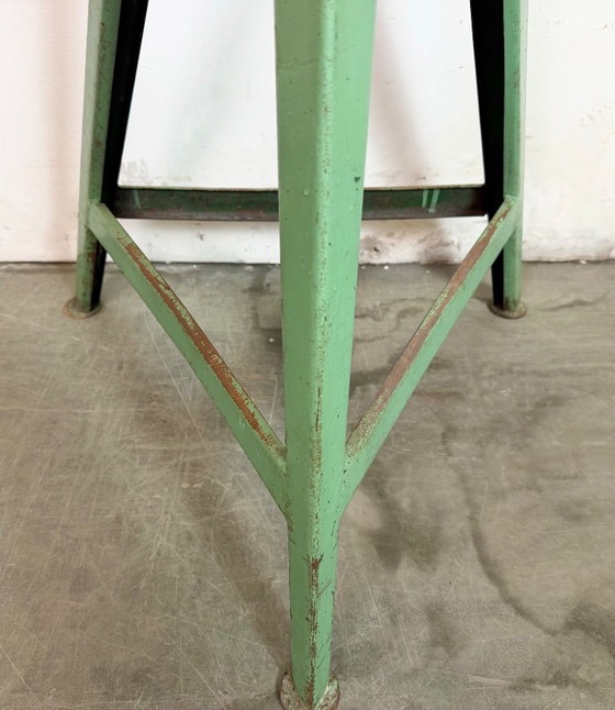 Image 1 of Taburete de taller industrial verde, años 60