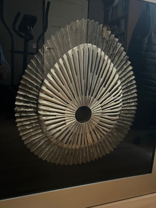 Oriental carving behind glass (90 x 90 cm)