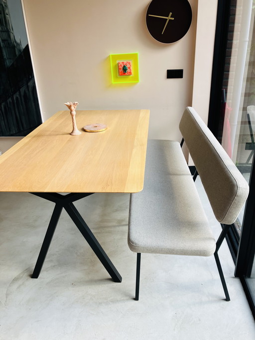 Studio Henk 160x90x3 and bank 160