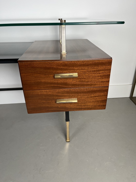 Image 1 of Italienischer Schreibtisch von 1950 aus Glas, Mahagoniholz ​​und vergoldetem Metall