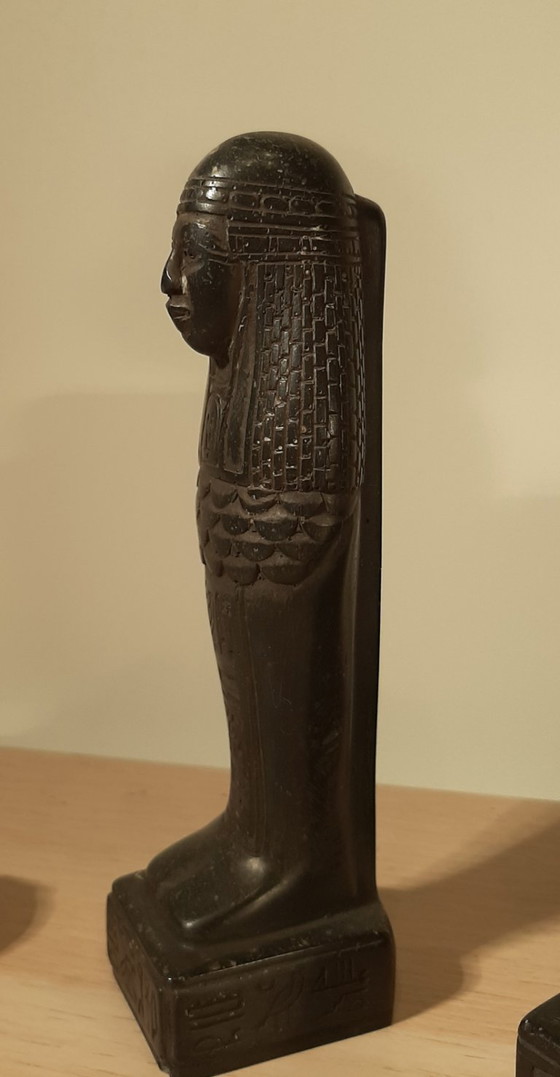 Image 1 of 3  Egyptische beelden 