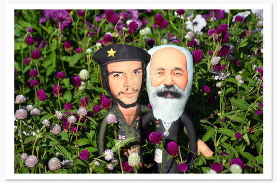 Image 1 of Cadeau Che Guevara | Décoration Che Guevara | Poupée d'art de collection | Art mural révolutionnaire