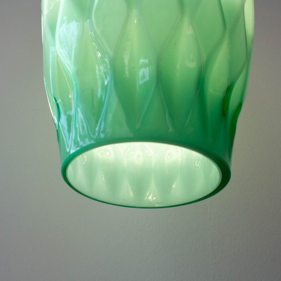 Image 1 of Suspension vintage portugaise en verre opalin turquoise des années 1960