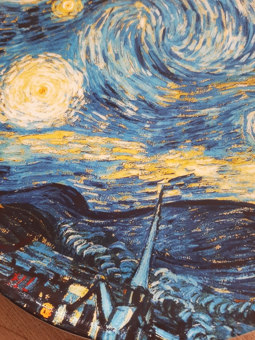 Œuvre d'art sur la table, La Nuit étoilée de Vincent van Gogh