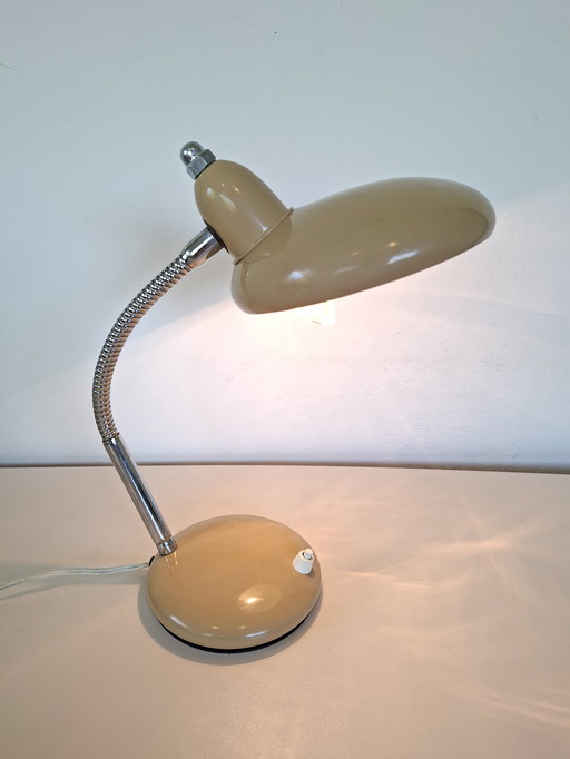 Nice vintage metal desk lamp