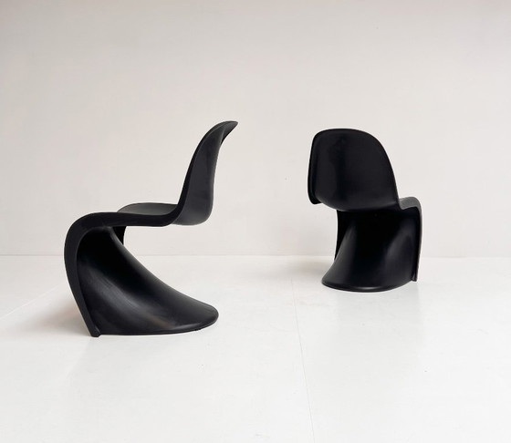 Image 1 of Set van 2 Vitra Verner Panton stoelen, na 2000