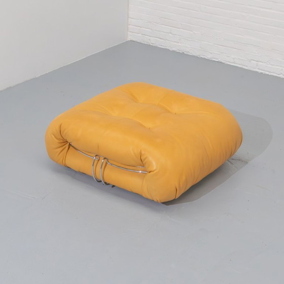 Image 1 of Pouf Cassina Scarpa Soriana