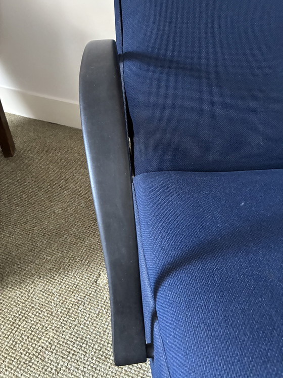 Image 1 of Tecno P40 loungestoel, Osvaldo Borsani.