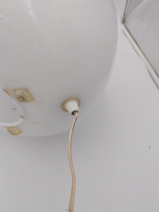 Image 1 of 1 x verrerie de vianne opaline tafellamp zgn. Sqircle vorm