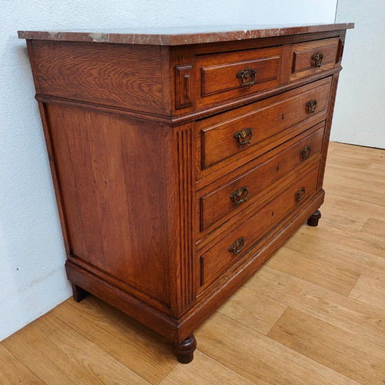 Image 1 of Comò antico, cassettiera, mobile da bagno con piano in marmo.