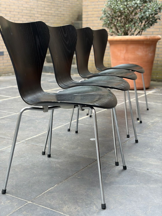 Image 1 of 4 Fritz Hansen stoelen