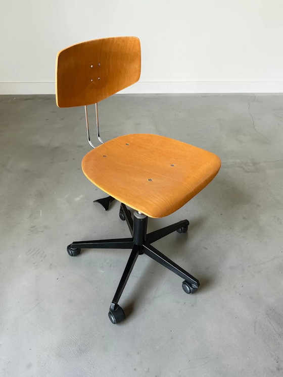 Vintage gevormde multiplex Draaistoel | Minimalistische Studio Stoel | Mid Century Modern Kantoor | Design (photo 2 of 11)