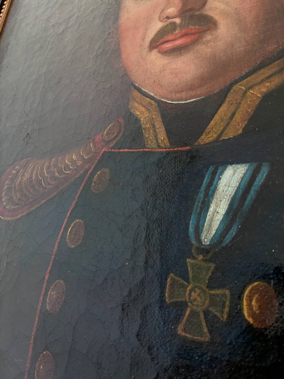 Image 1 of Peinture à l'huile originale ancienne représentant un officier, grand portrait d'homme.