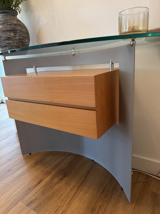 Image 1 of Mesa auxiliar Leolux