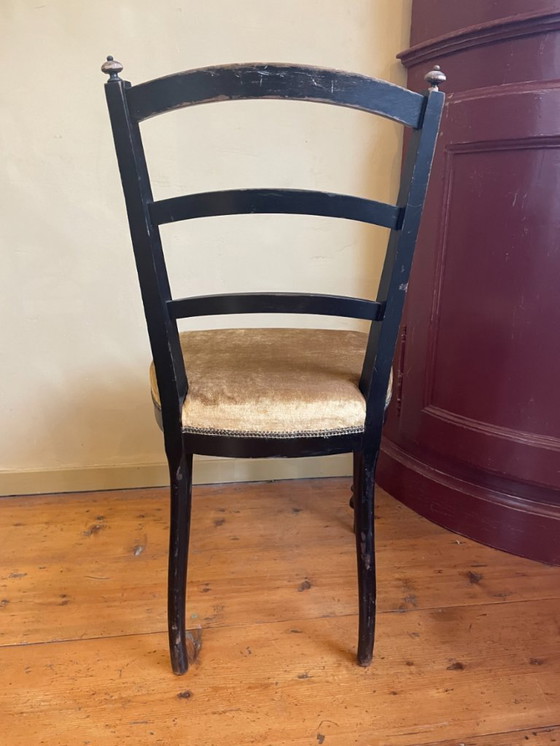 Image 1 of Frivoler antiker französischer Stuhl