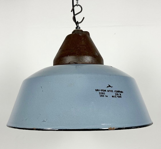 Image 1 of Lampada a sospensione in ghisa e smalto grigio industriale, anni '60