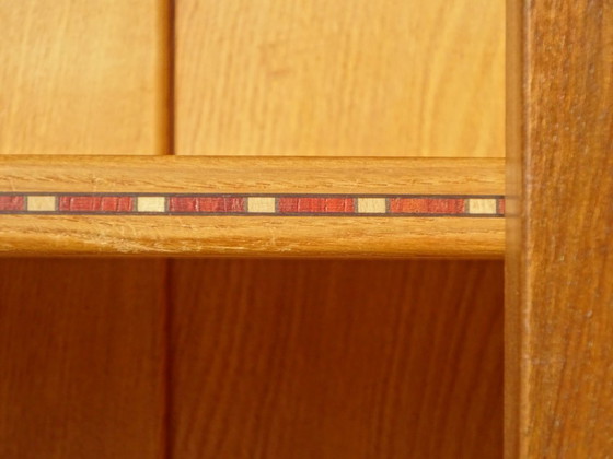 Image 1 of Armadio in noce massello in stile Luigi XV