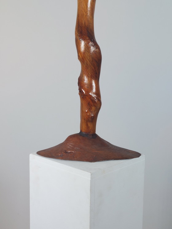 Image 1 of Vintage gedraaide houten kandelaar met kaarsenplateau.