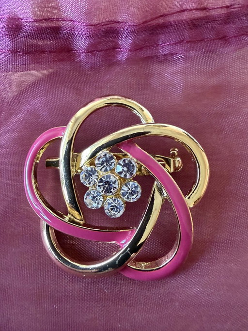 New Brooch Marie Victoire Kamer- MVK - in original packaging