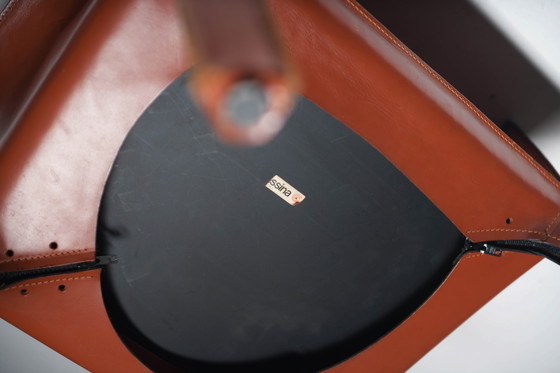 Image 1 of Poltrone Cab 413 (2) in pelle di Mario Bellini per Cassina.