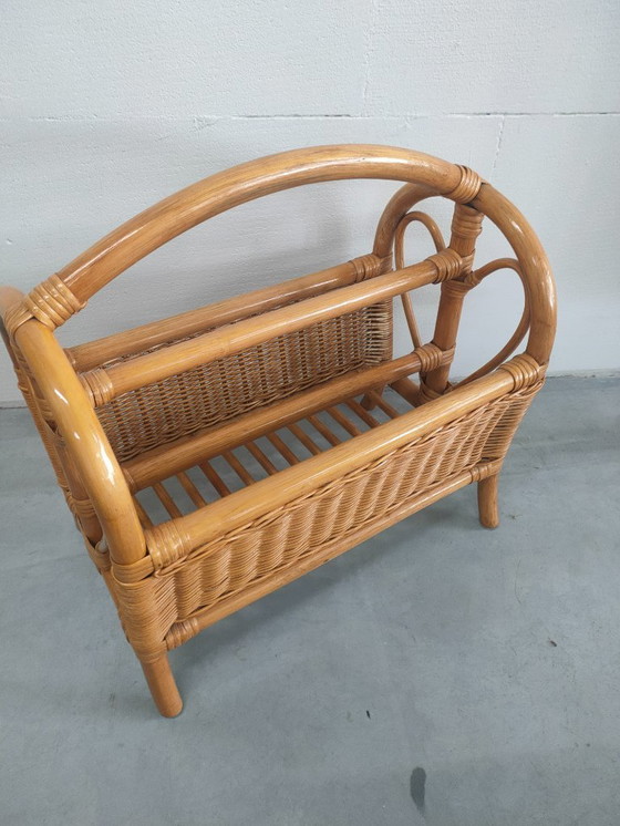 Image 1 of Portariviste vintage in rattan, cestino portariviste, portariviste, anni '70.