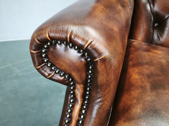 Poltrona Chesterfield contemporanea in pelle con schienale alto, realizzata a mano, anni 2010. – Poltrone (photo 5 of 17)
