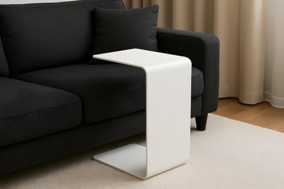 Image 1 of Tavolo da pranzo minimalista in acciaio - Design moderno in forma di C