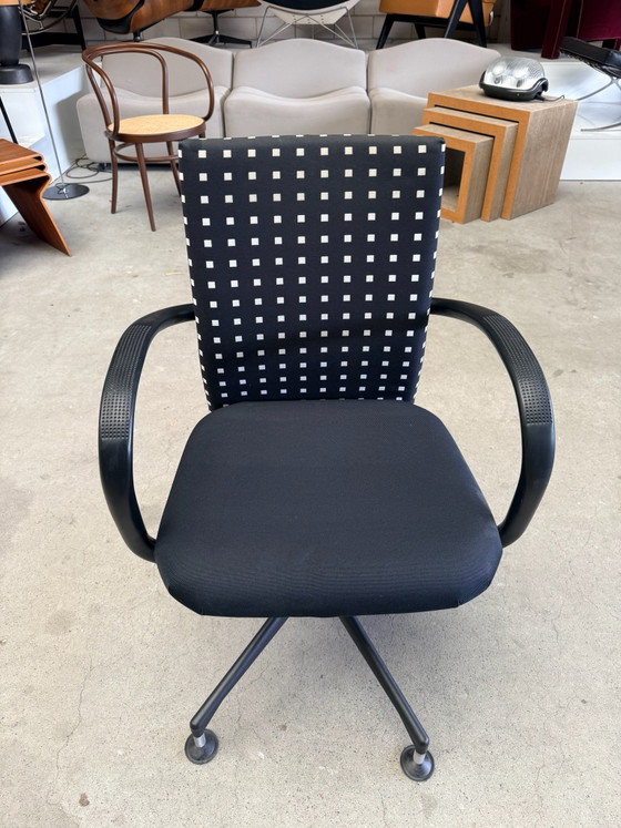 Vitra AC1 Office chair, Antonio Citterio (stock: 8), Metal, Plastic, Black (photo 15 of 15)
