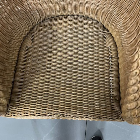 Image 1 of Rotan kuipstoel