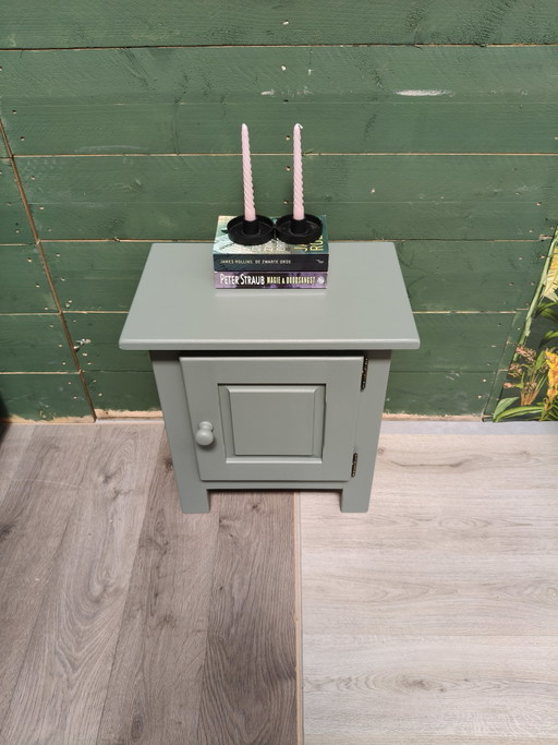 Table de chevet