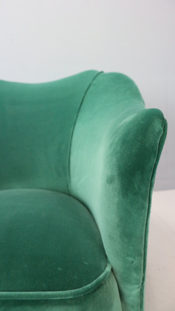 Image 1 of Pair of velvet armchairs in the style of Gio Ponti, Italy 1940s