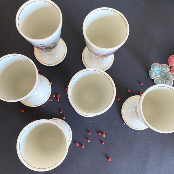 Image 1 of Tazas de café y té de Daniel Moreau con 6 mazagrans de porcelana de Limoges, flores y borde dorado