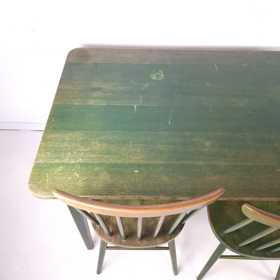 Image 1 of Vintage Tafel Met 3 Spijlenstoelen