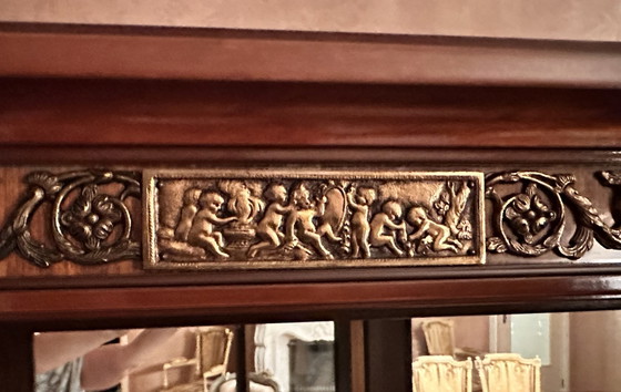 Image 1 of Vitrine JP Ehalt (Vitrine argentée) - Style Louis XIV - Vintage années 70 - Meubles Ehalt