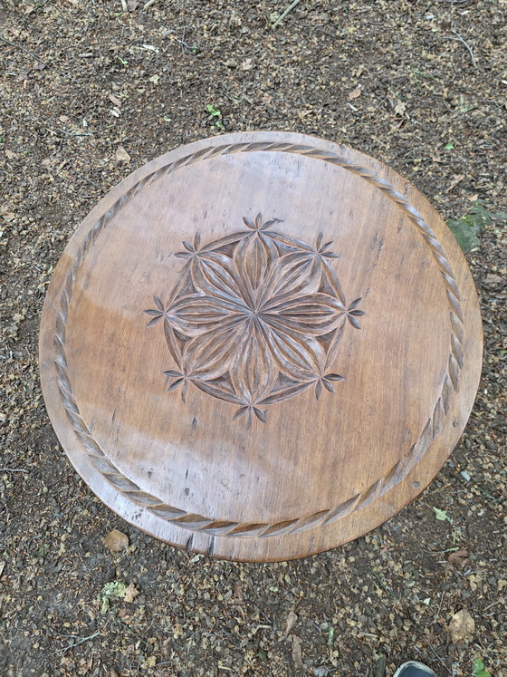 Image 1 of table d'appoint africaine vintage en tissu bio