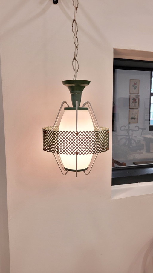 Lampada a sospensione in metallo verde