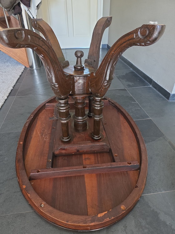 Image 1 of Oval table