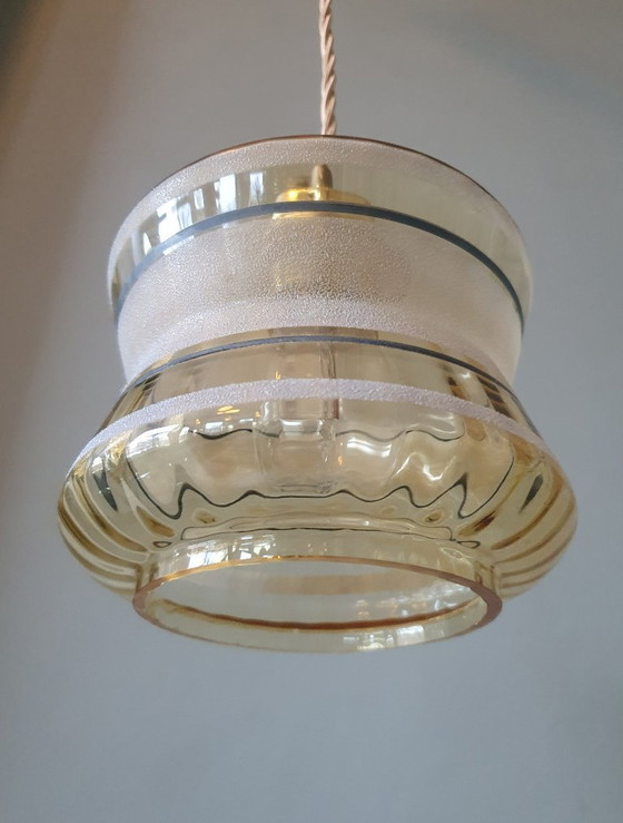 Image 1 of Vintage hanglamp - amberkleurig glas met frosted textuur 