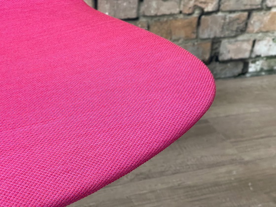 Hay AAC 11 Swivel, Purple-pink fabric | Hee Welling, Swivel chairs, Textile, Metal, Modern (photo 11 of 15)