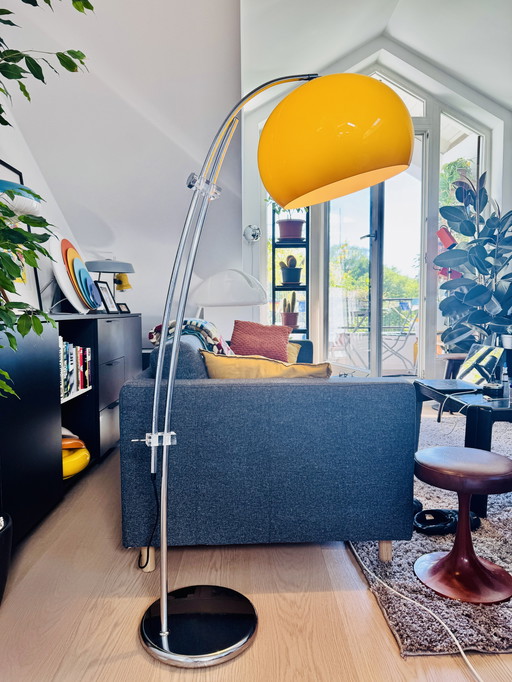 Vintage German Arc Floor Lamp with Telescopic Structure – Space Age 70s Mid-Century Modern UFO Light – Guzzini Era