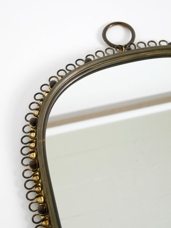 Image 1 of Prachtige messing wandspiegel in mid-century modern stijl van Josef Frank voor Svenskt Tenn Sweden.