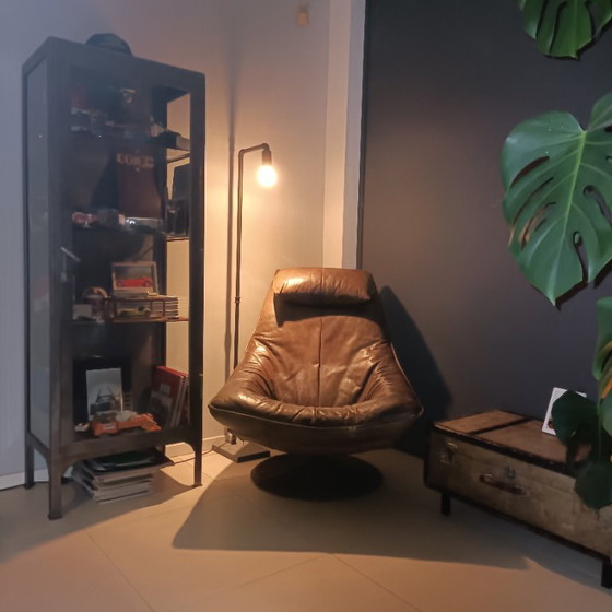 Montis Delantra Swivel Armchair – Leather, Rattan (photo 10 of 10)