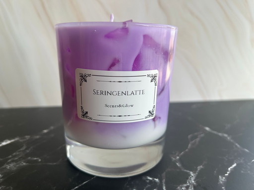 Candela Seringen Latte